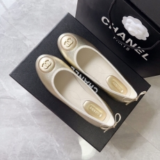 Chanel Flat Shoes